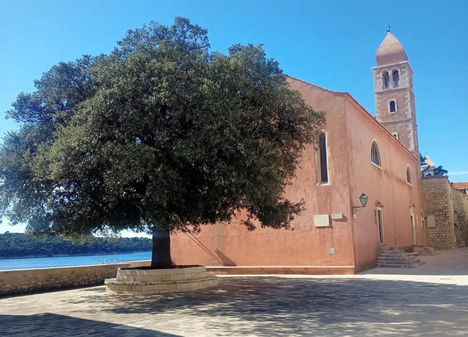 Apartment Apartman Ana Rab Town